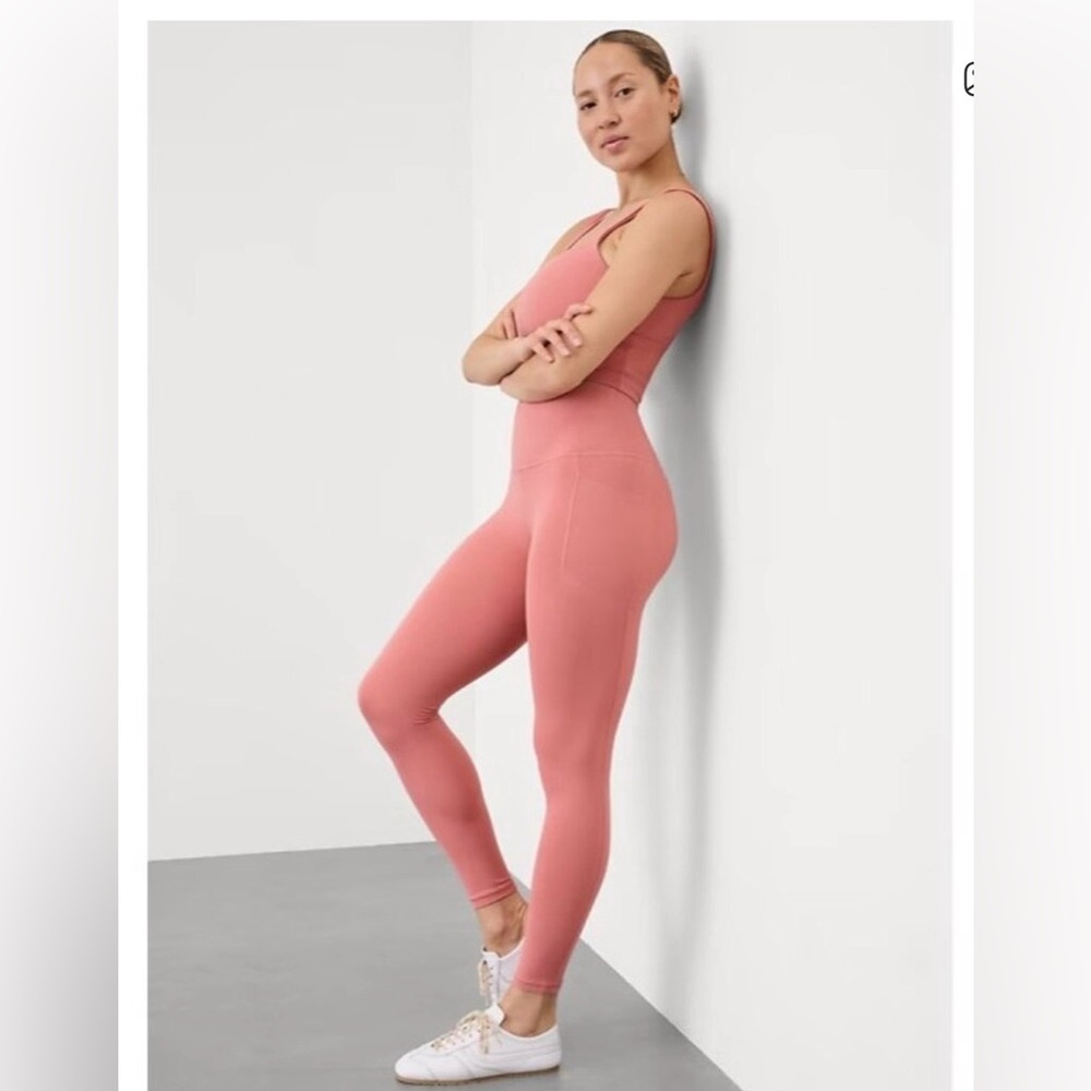 Athleta Flex Spacer Sports Bra A-C & Salutation Stash High Rise Legging Set